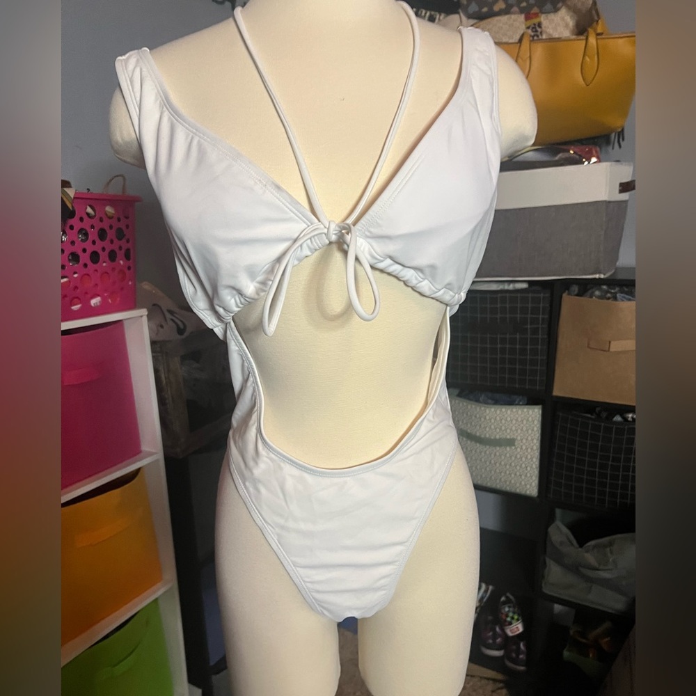 White Textured One-Piece Swimsuit with Plunging V-Neck